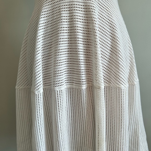 BCBGMAXARZIA Fit N Flare SIMPLE but ELEGANT White Midi Dress Size XS - Picture 5 of 7